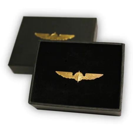 Medium Design 4 Pilots badge - Gold or Silver for airplane pilots | BAYO