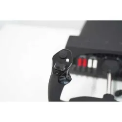 Flight controls and Alpha Control Panel - Honeycomb for airplane pilots | BAYO