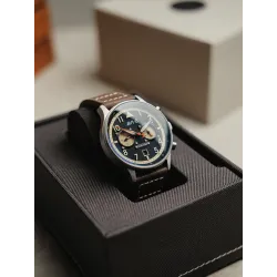 Montre AVI-8 : AV-4088-01