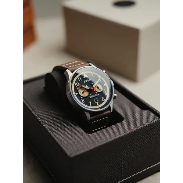 Montre AVI-8 : AV-4088-01